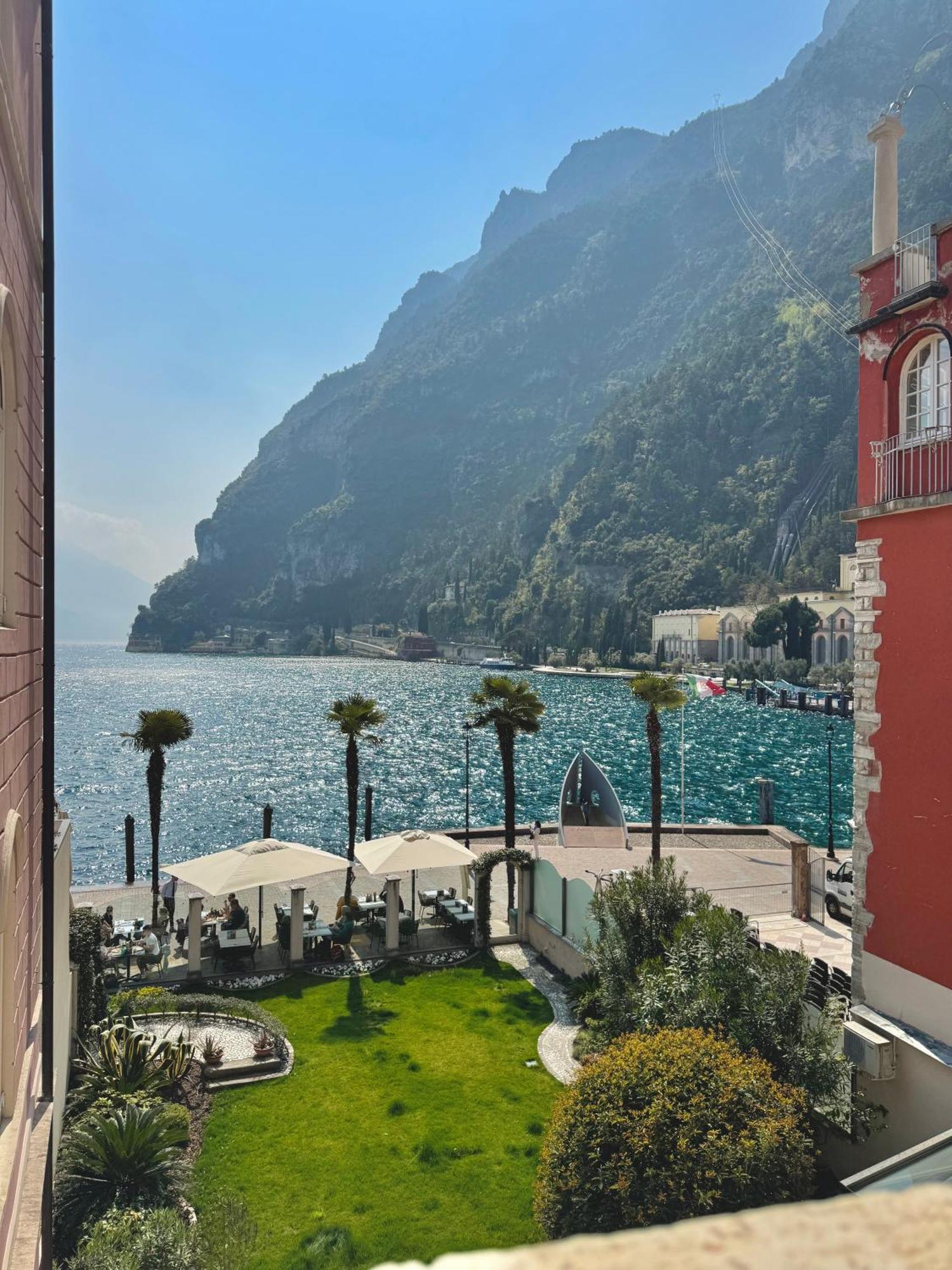 Queen Of The Lake Riva del Garda Buitenkant foto