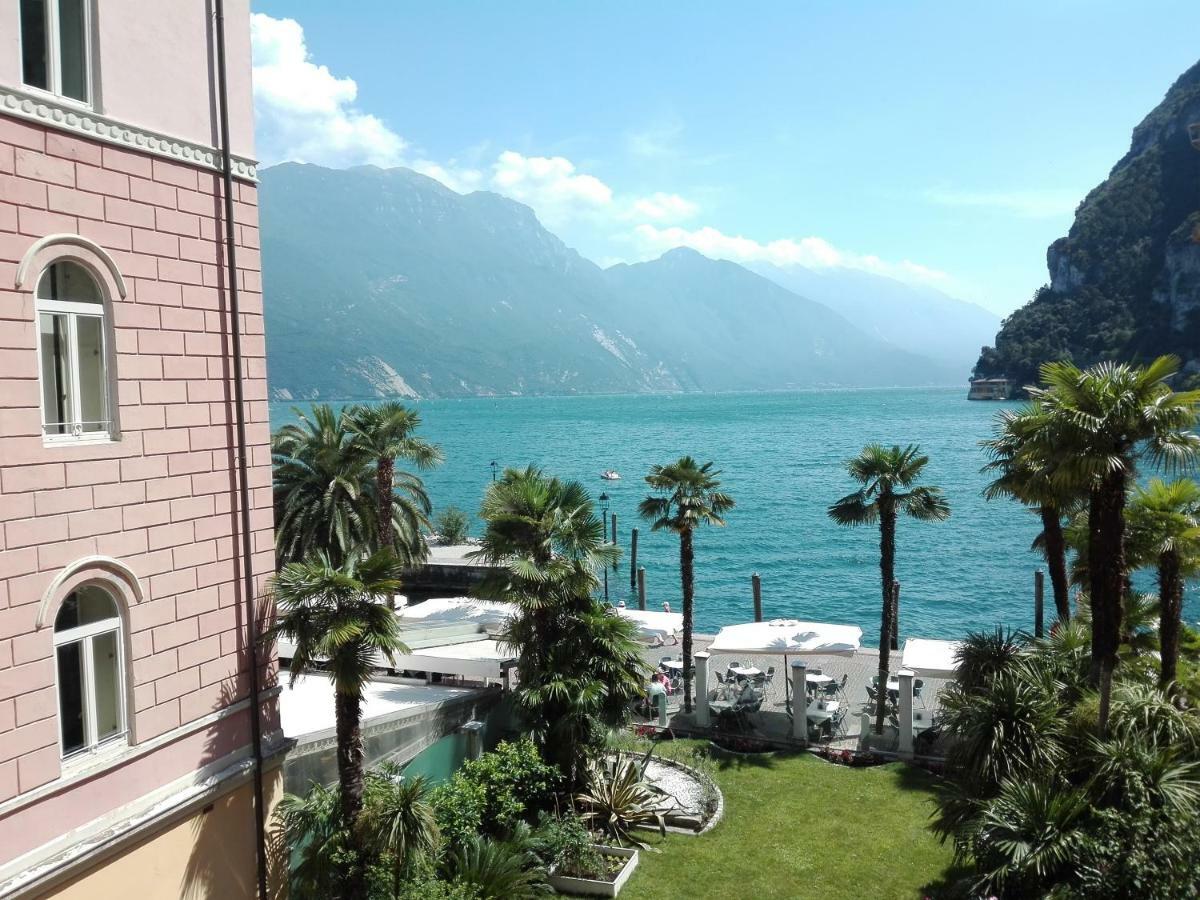 Queen Of The Lake Riva del Garda Buitenkant foto